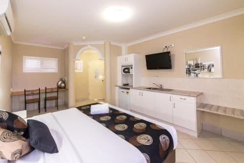 King Suite with Spa Bath