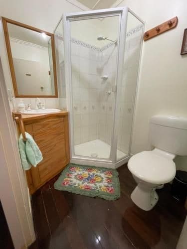 Standard Queen Room with Private External Bathroom