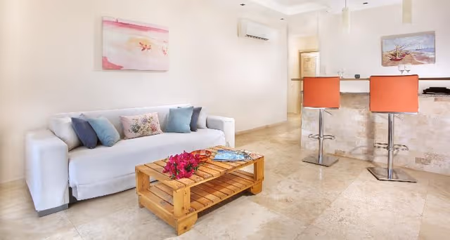 SUITE SIDE SEA VIEW