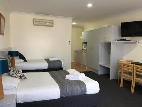 Deluxe Family Room with Spa Bath