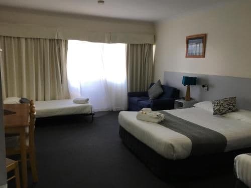Deluxe Family Room with Spa Bath