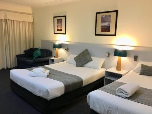 Deluxe Family Room with Spa Bath