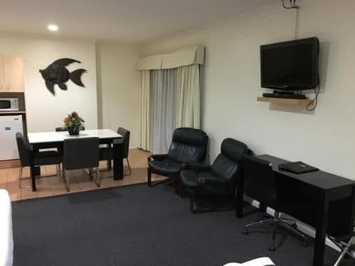 Deluxe Family Room with Spa Bath