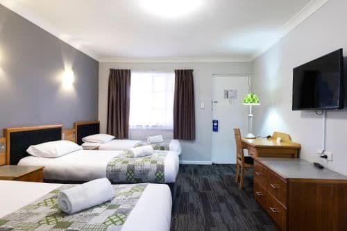 Deluxe Family Room - No Cleaning Service