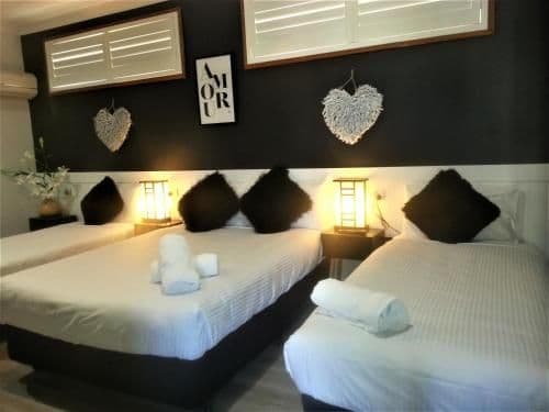 Deluxe Queen Room