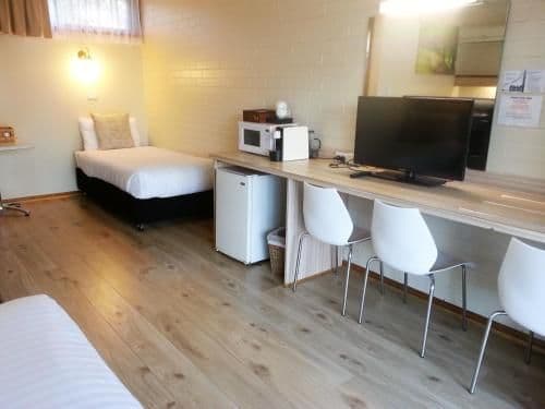 Deluxe Queen Room
