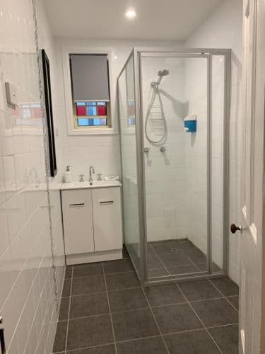 One-Bedroom Apartment (not pet friendly)