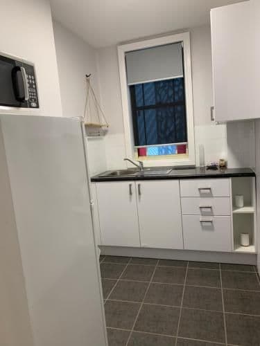 One-Bedroom Apartment (not pet friendly)