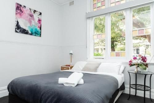 One-Bedroom Apartment (not pet friendly)
