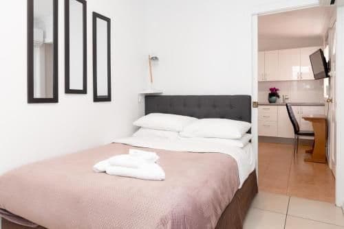 Double Apartment - Pet Friendly