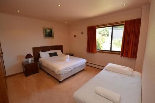 Top Deck Three-Bedroom Apartment