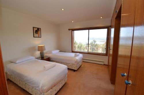 Top Deck Three-Bedroom Apartment