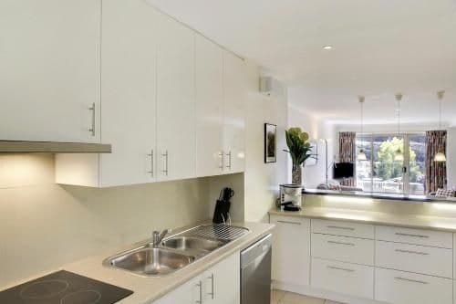Four-Bedroom Deluxe Apartment 12 Share