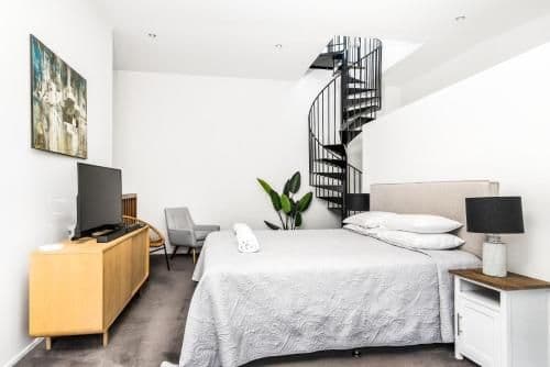 Luxury Three-Bedroom Apartment - Butter Factory Warehouse #8