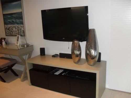 3 Bedroom Apartment with Sea View