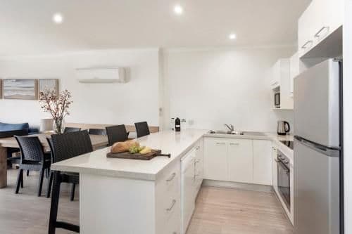 Three-Bedroom Apartment - Water Front