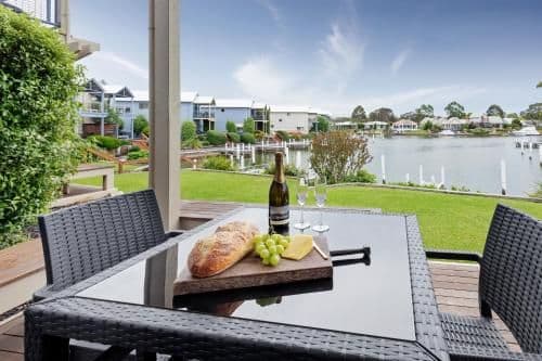 Three-Bedroom Apartment - Water Front