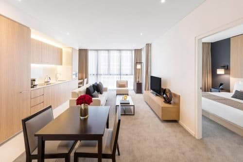 Deluxe Skye Suite