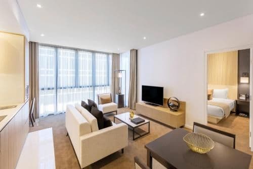 Deluxe Skye Suite