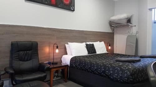 King Room with Garden View