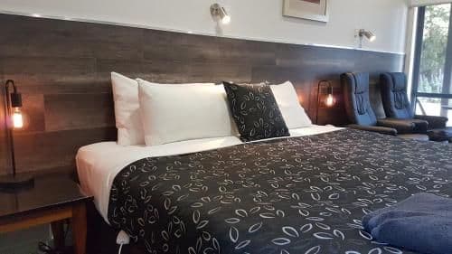King Room with Garden View