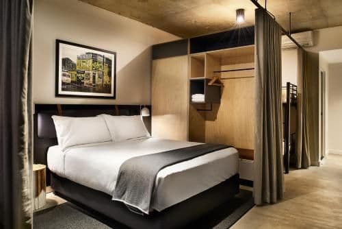 Quad Suite