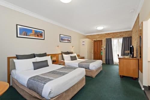 Standard Twin Room