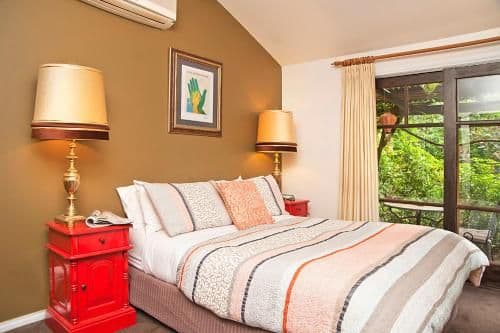 One-Bedroom Suite with Spa Bath