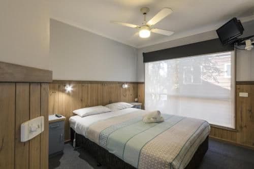 Holiday Cabin (5 Guests)