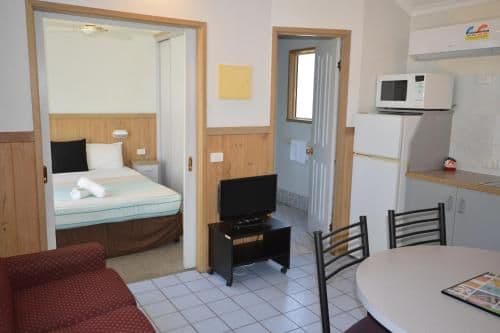 Three-Bedroom Cabin