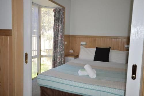 Three-Bedroom Cabin