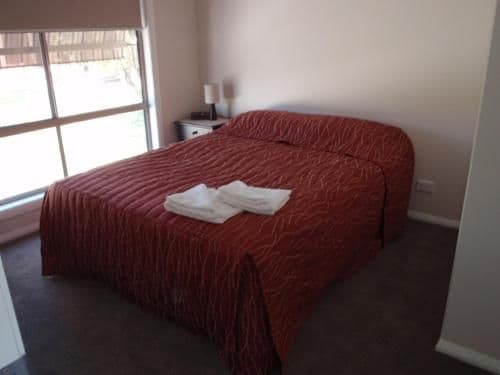 Deluxe Two-Bedroom Cabin