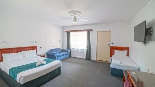 Executive Queen Room
