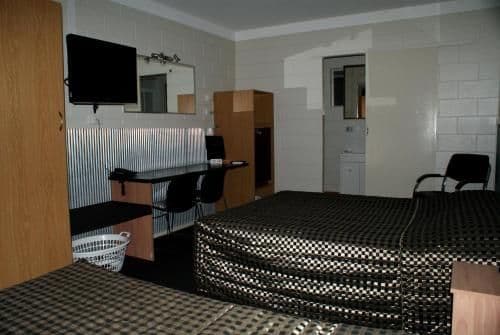 Basic Triple Room