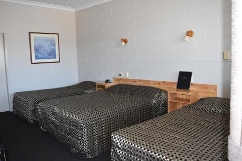 Basic Triple Room