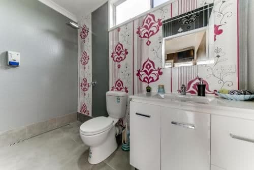 Queen Room with Ensuite