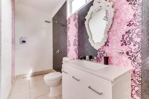 Group or Family Room with Ensuite