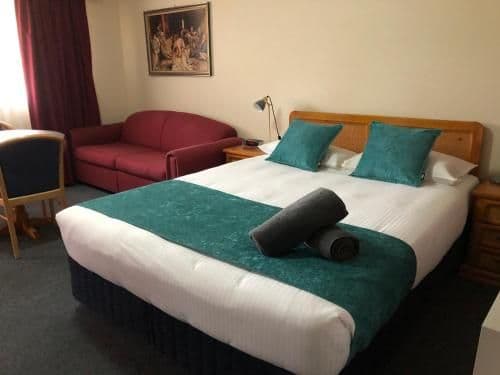 Executive Queen Room