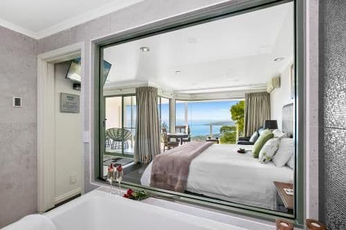 Deluxe King Suite