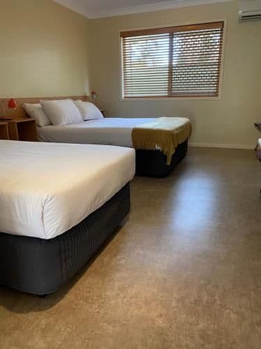Family Room (Sleeps 4)