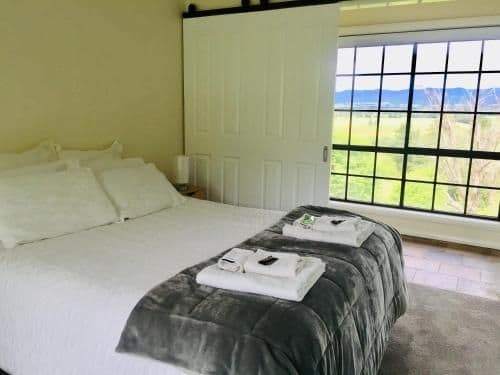 Queen Room with Garden View