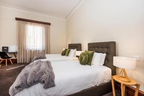Queen Room - Disability Access - Suite 5