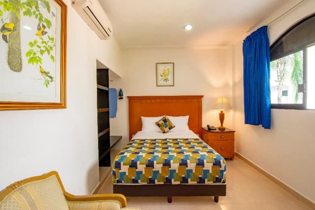 SINGLE ONE BED