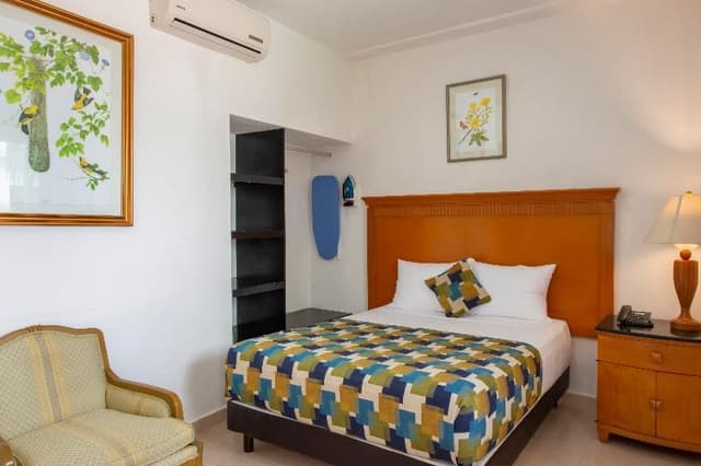 SINGLE ONE BED