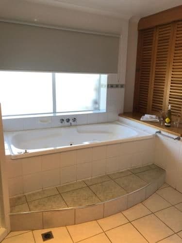 King Room with Spa Bath