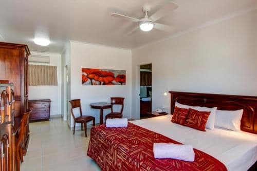 Deluxe Family Room