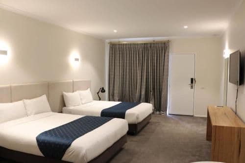 Twin Suite