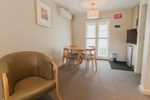 One-Bedroom Studio
