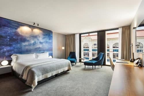 Hunter Street Room