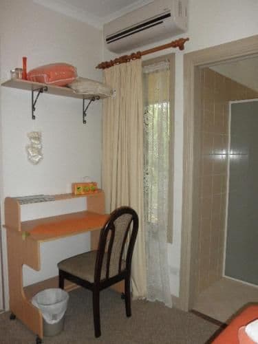 Large Twin Room B